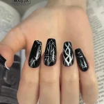 Black Nails Ideas